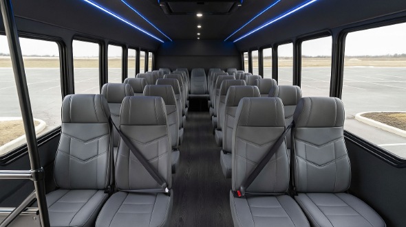 dubuque 15 passenger minibus rental