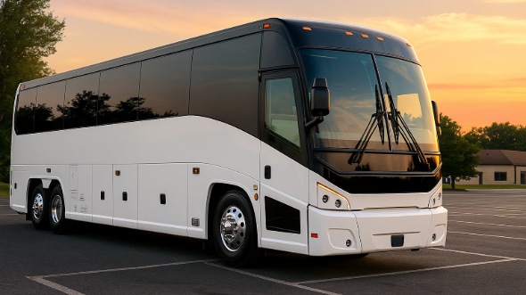 dubuque vacation bus rentals for family trips